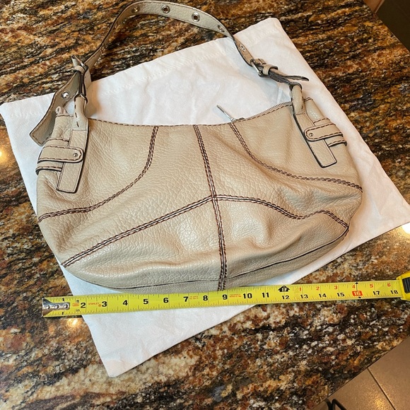 Cromia cream pebble leather Italian hobo excellent cond. - Picture 4 of 15